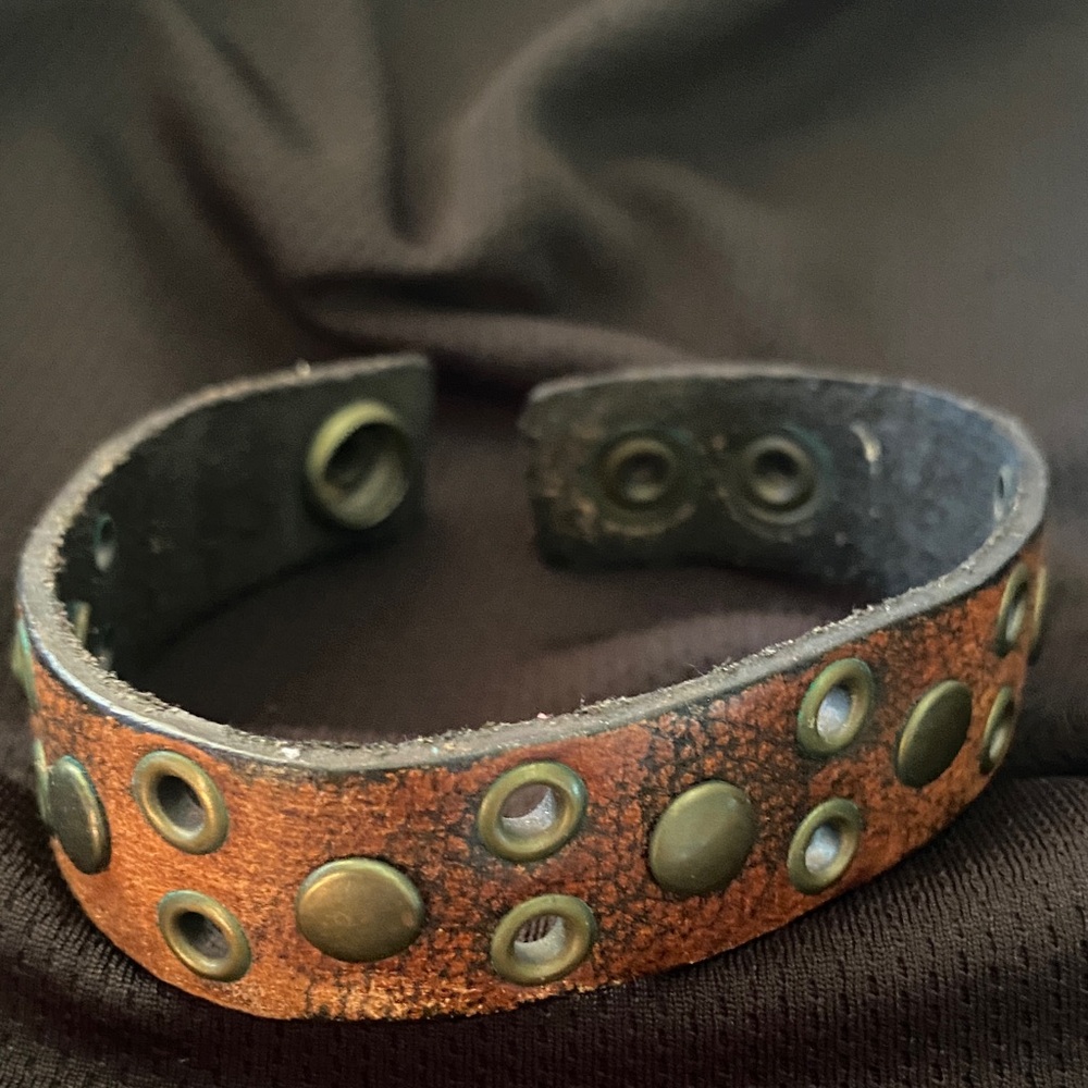 VTG Brown Leather Studded Bracelet